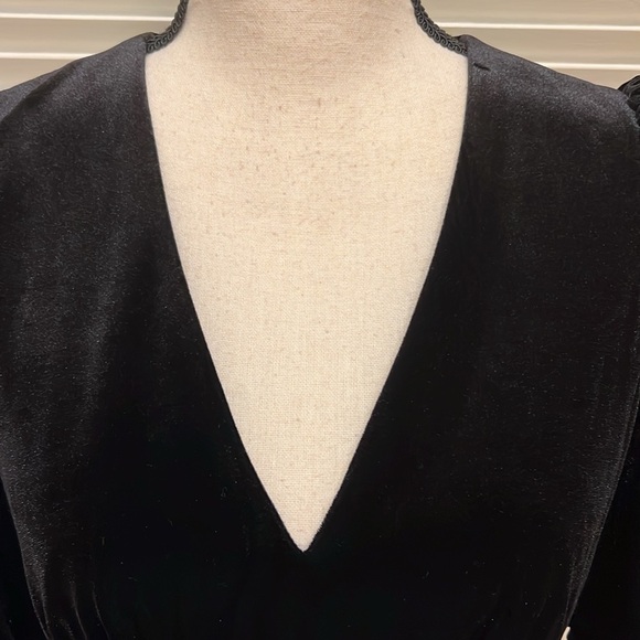 Antonio Melani Thelma Mini Dress, Velvet in Black. Size 2, NWT - Picture 4 of 17